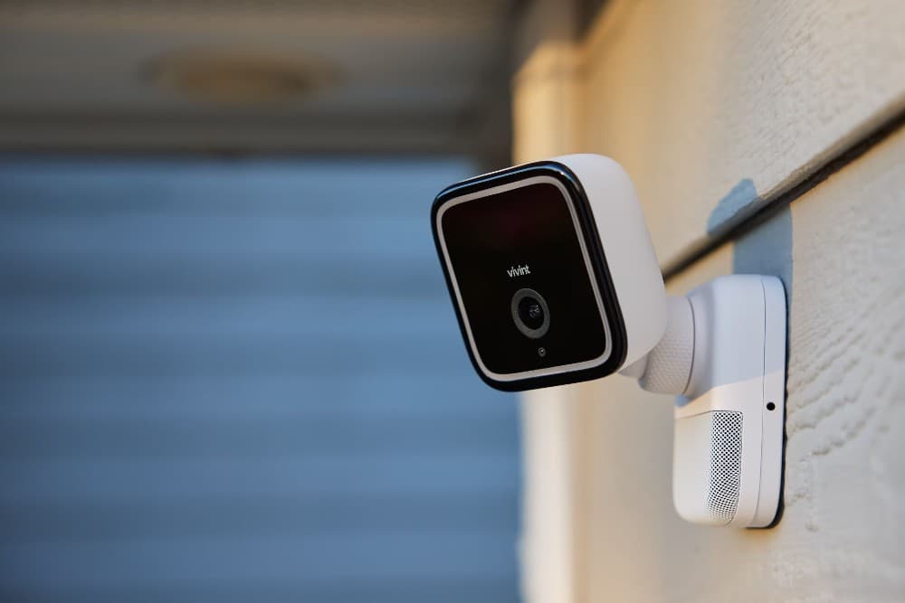 Vivint Outdoor Camera Pro 3 with white cylindrical housing, 4K lens, and RADAR sensor module