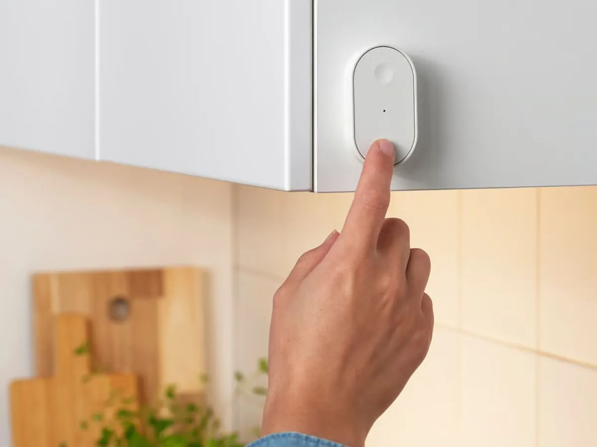 IKEA Bilresa dual-button Matter remote control in white