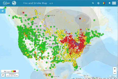 AirNow Fire and Smoke Map showing fire icons, smoke plume shading, and colored air quality markers across the United States